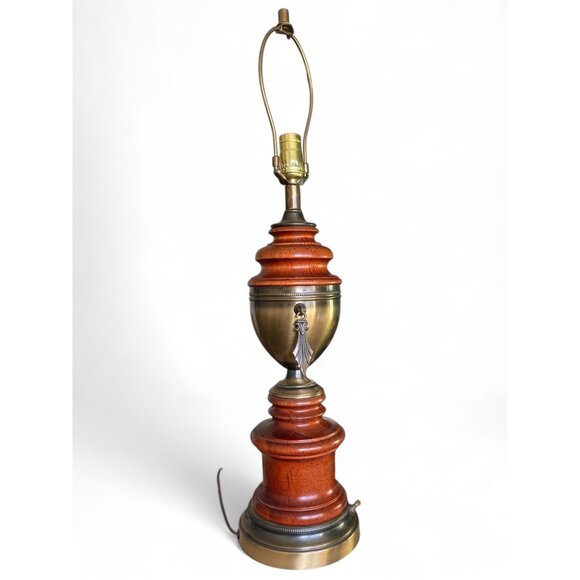 Vintage Mid Century Brass & Wood Table Lamp With Harp & Finial - Picture 2 of 10